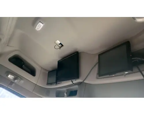 PETERBILT 579 Cab Assembly