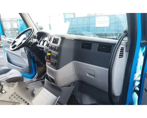 PETERBILT 579 Cab Assembly