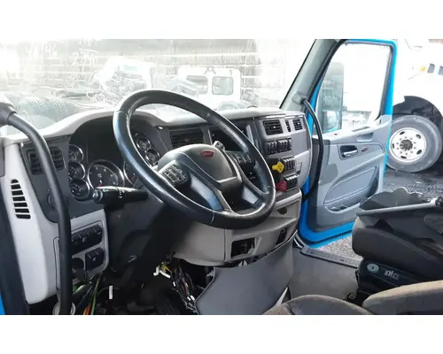 PETERBILT 579 Cab Assembly