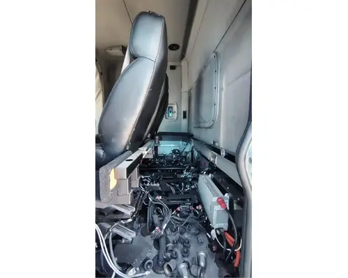 PETERBILT 579 Cab Assembly