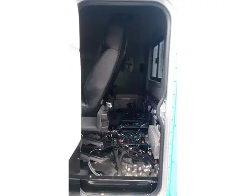 PETERBILT 579 Cab Assembly