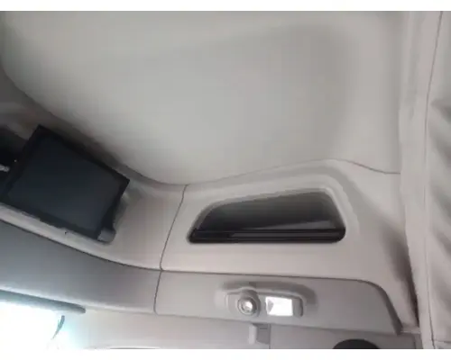 PETERBILT 579 Cab Assembly