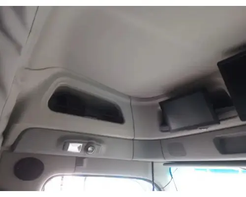 PETERBILT 579 Cab Assembly