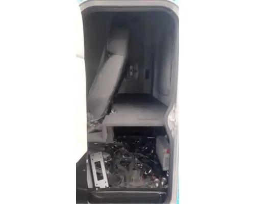 PETERBILT 579 Cab Assembly