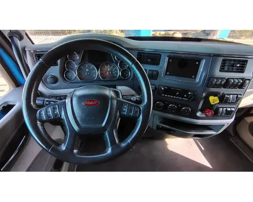 PETERBILT 579 Cab Assembly