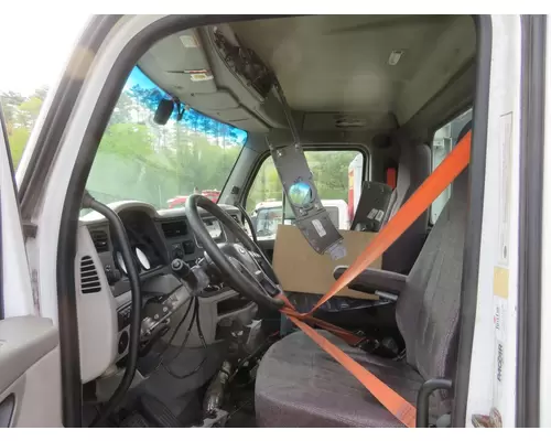 PETERBILT 579 Cab Clip