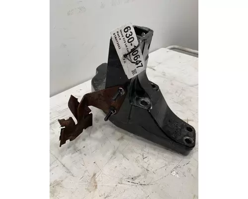 PETERBILT 579 Cab Mount