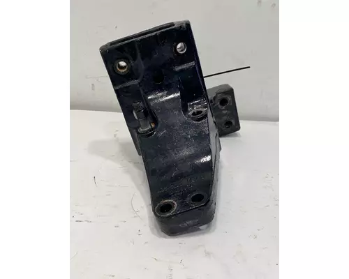 PETERBILT 579 Cab Mount