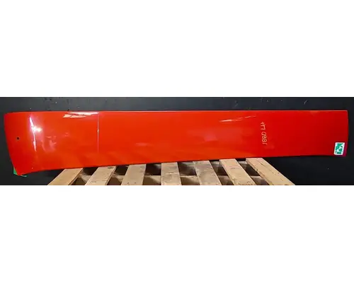 PETERBILT 579 CabSleeper Fairing