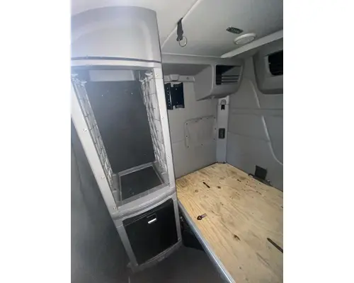 PETERBILT 579 Cab