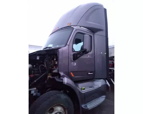 PETERBILT 579 Cab