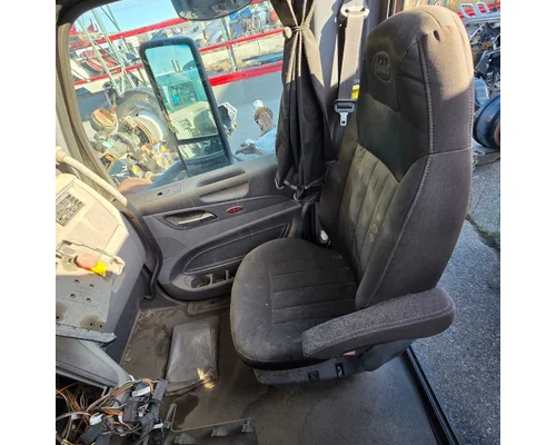 PETERBILT 579 Cab