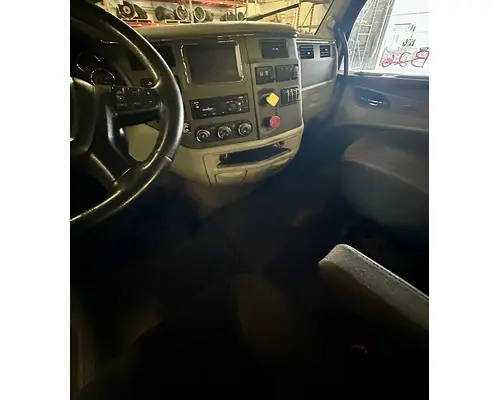PETERBILT 579 Cab
