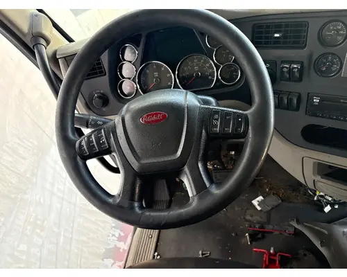 PETERBILT 579 Cab