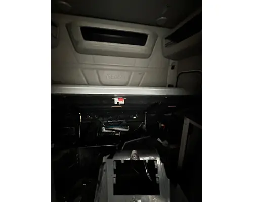 PETERBILT 579 Cab