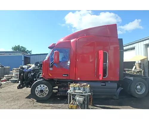 PETERBILT 579 Cab