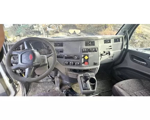 PETERBILT 579 Cab