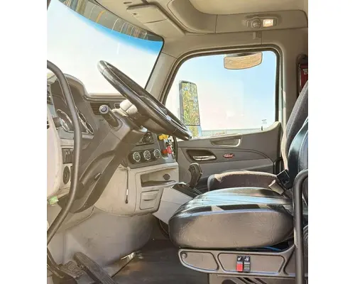 PETERBILT 579 Complete Vehicle