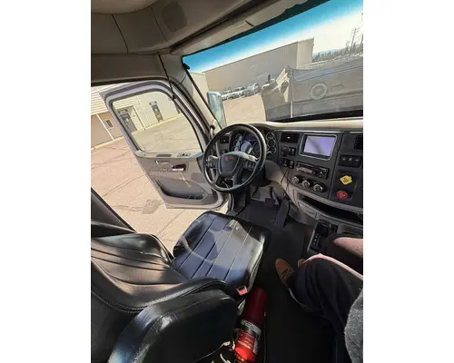 PETERBILT 579 Complete Vehicle