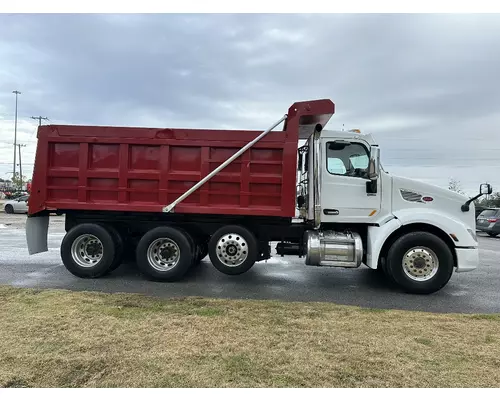 PETERBILT 579 Complete Vehicle