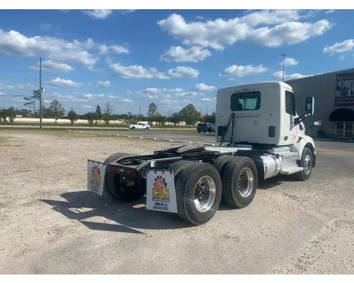 PETERBILT 579 Complete Vehicle