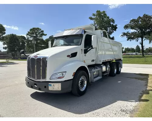 PETERBILT 579 Complete Vehicle