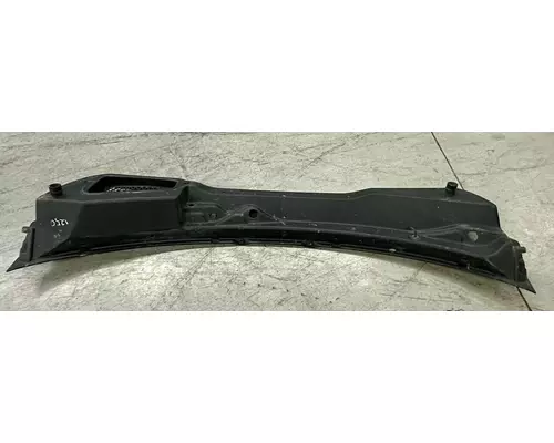 PETERBILT 579 Cowl Panel