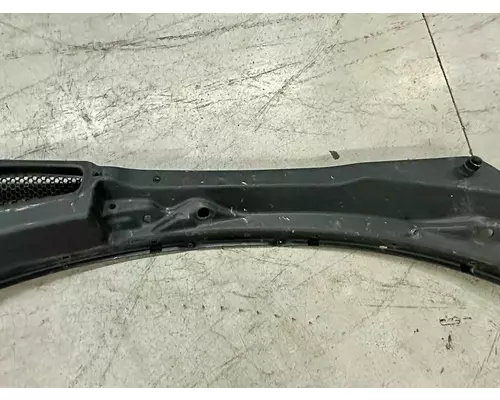 PETERBILT 579 Cowl Panel