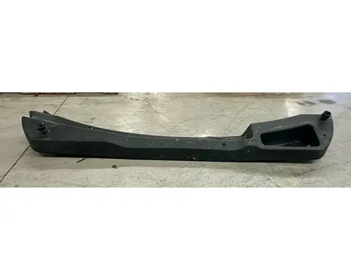 PETERBILT 579 Cowl Panel
