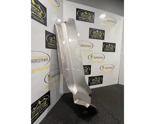 PETERBILT 579 Cowl Panel