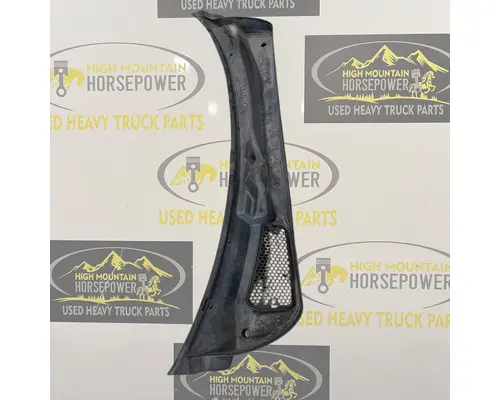 PETERBILT 579 Cowl Panel