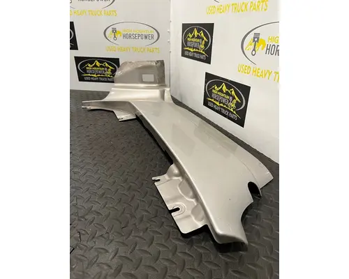 PETERBILT 579 Cowl Panel