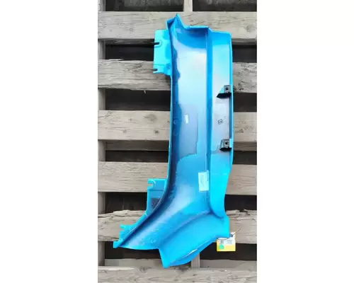 PETERBILT 579 Cowl
