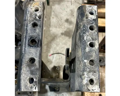 PETERBILT 579 Crossmember