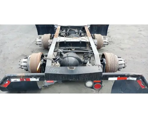 PETERBILT 579 Cutoff Tandem Axle