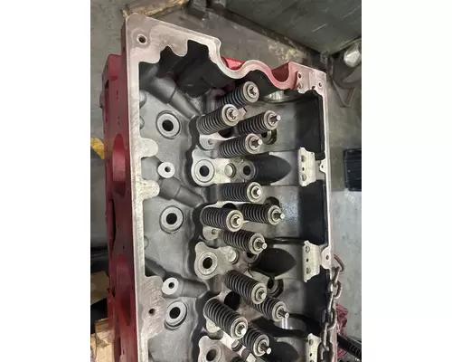 PETERBILT 579 Cylinder Head