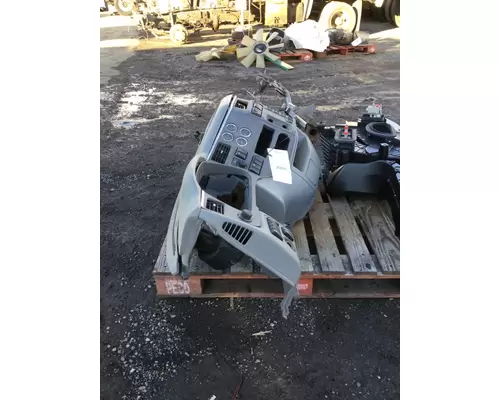 PETERBILT 579 DASH ASSEMBLY