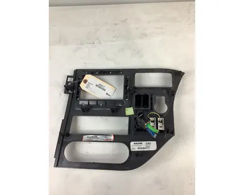 PETERBILT 579 DASH PANEL