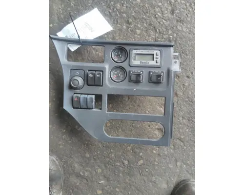 PETERBILT 579 DASH PANEL