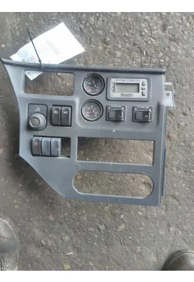 PETERBILT 579 DASH PANEL