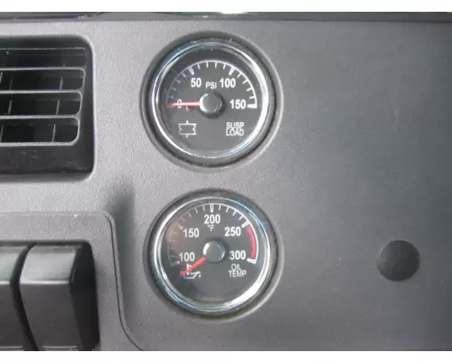 PETERBILT 579 DASH PANEL