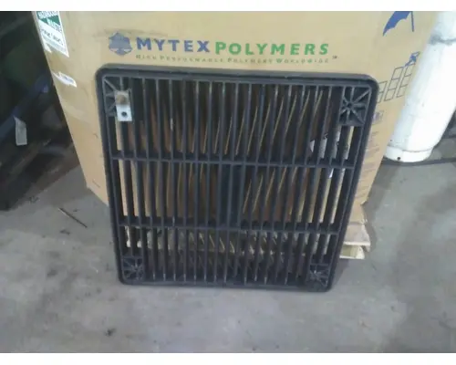 PETERBILT 579 DECK (CATWALK) STEP