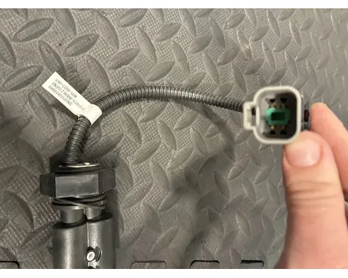 PETERBILT 579 DEF Level Sensor