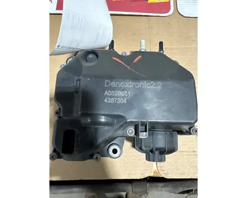 PETERBILT 579 DEF Pump
