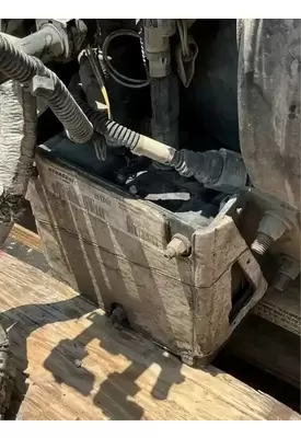 PETERBILT 579 DEF Pump