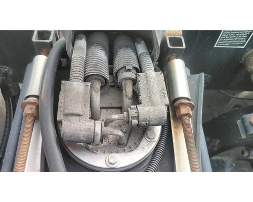PETERBILT 579 DEF SENDING UNIT/LEVEL SENSOR