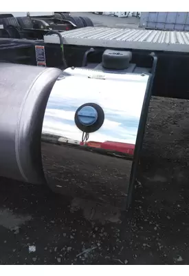 PETERBILT 579 DEF TANK
