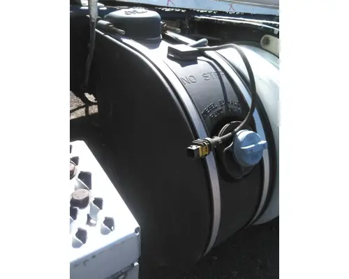 PETERBILT 579 DEF TANK