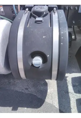 PETERBILT 579 DEF TANK