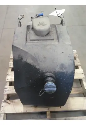 PETERBILT 579 DEF TANK